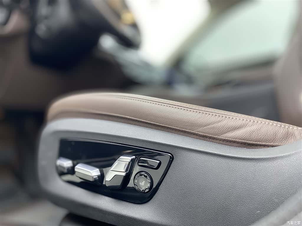 BMW 5 Series, 2022 22