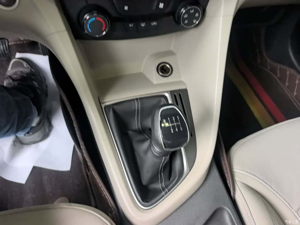 Buick V, 2018 14