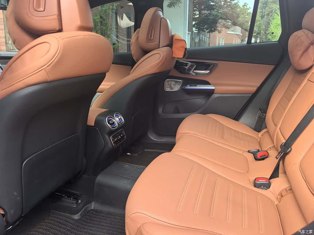 Mercedes-Benz GLC, 2025 все фото