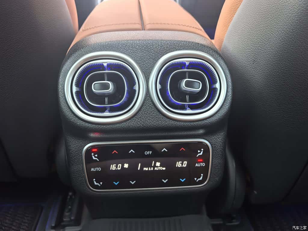 Mercedes-Benz GLC, 2025 16