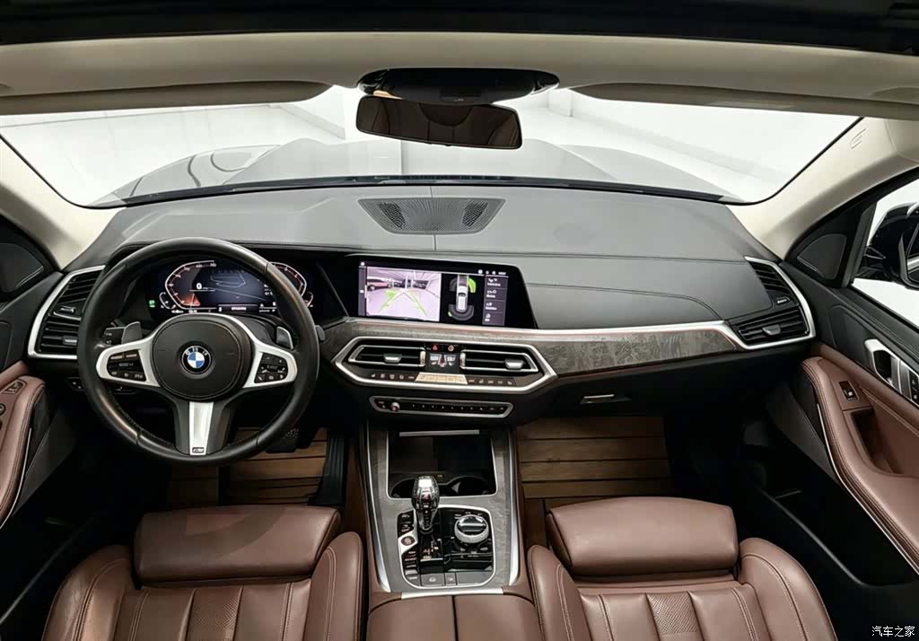 BMW X5, 2019 все фото