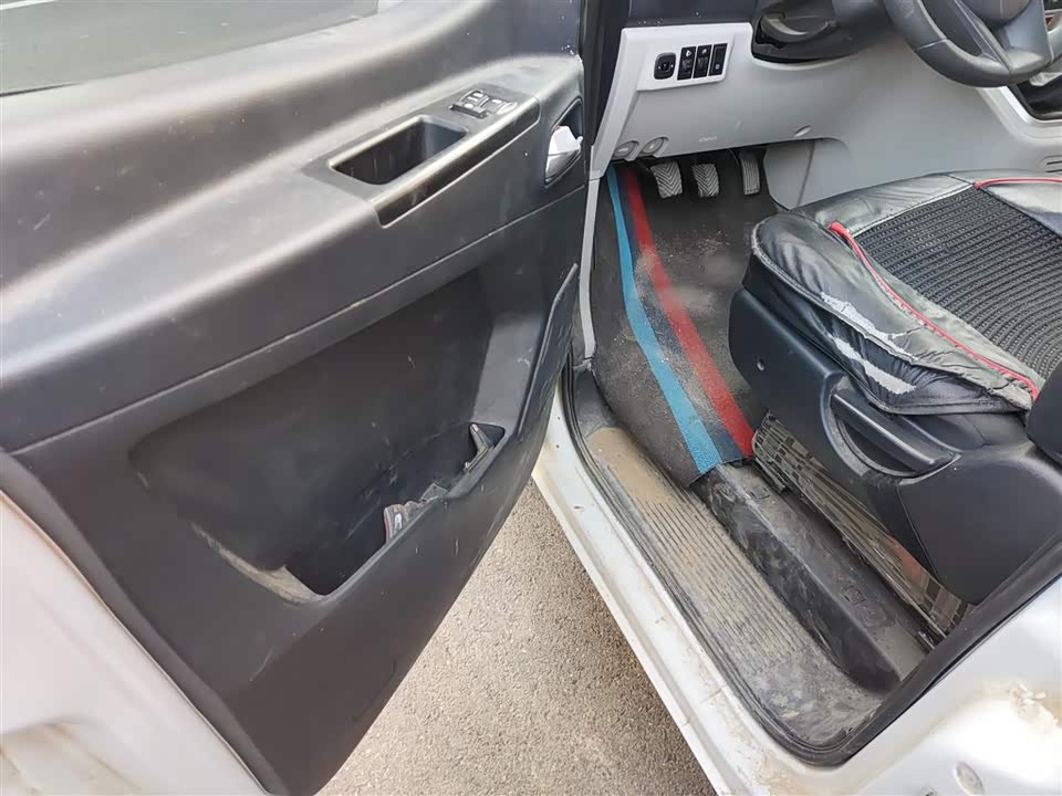 JAC Refine Ruifeng M3