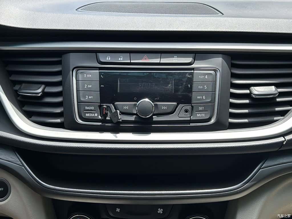 Buick V, 2018 20