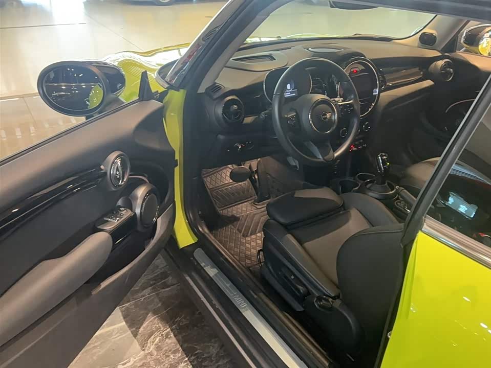 MINI MINI