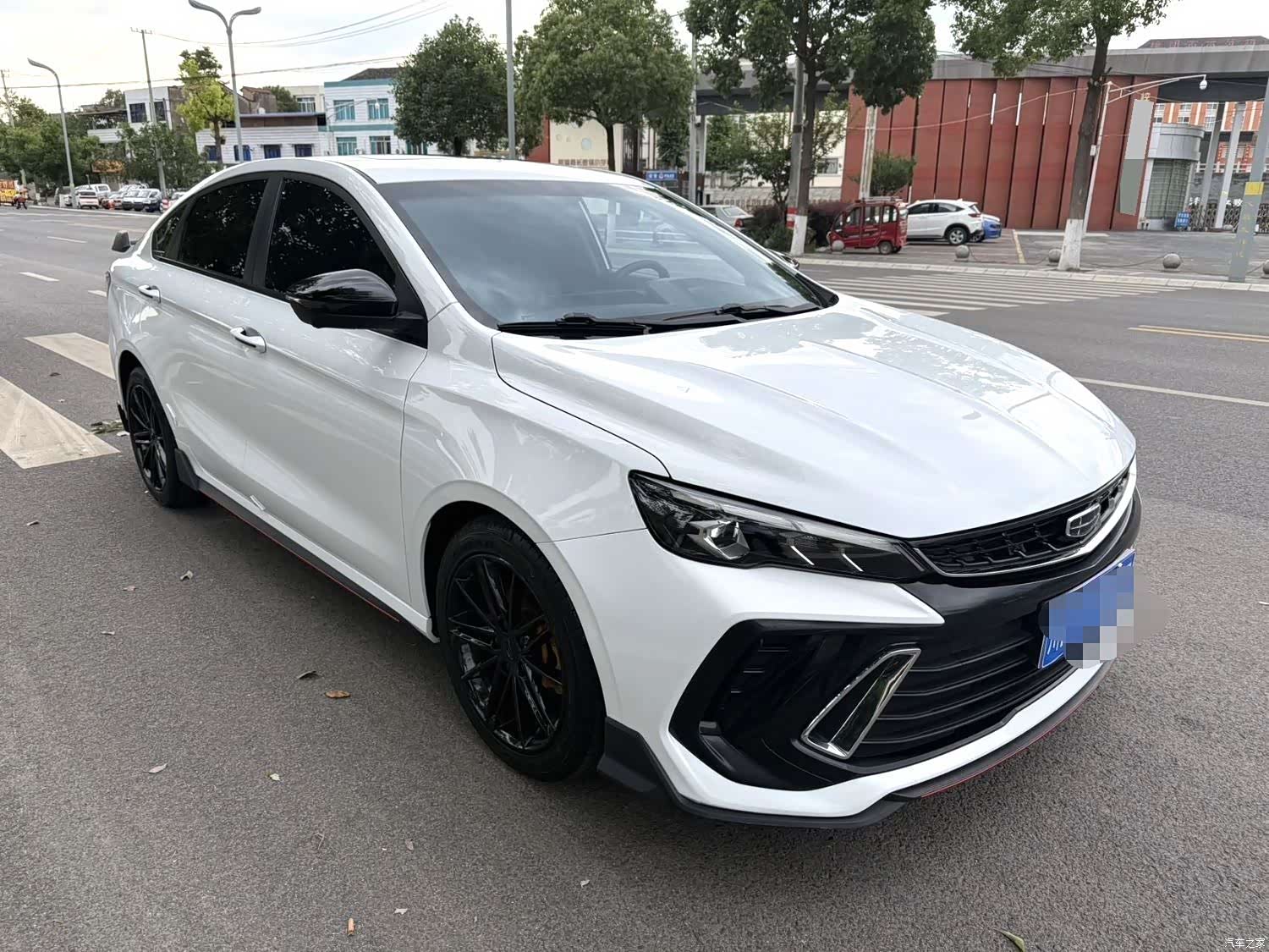 Geely Binray, 2022 3