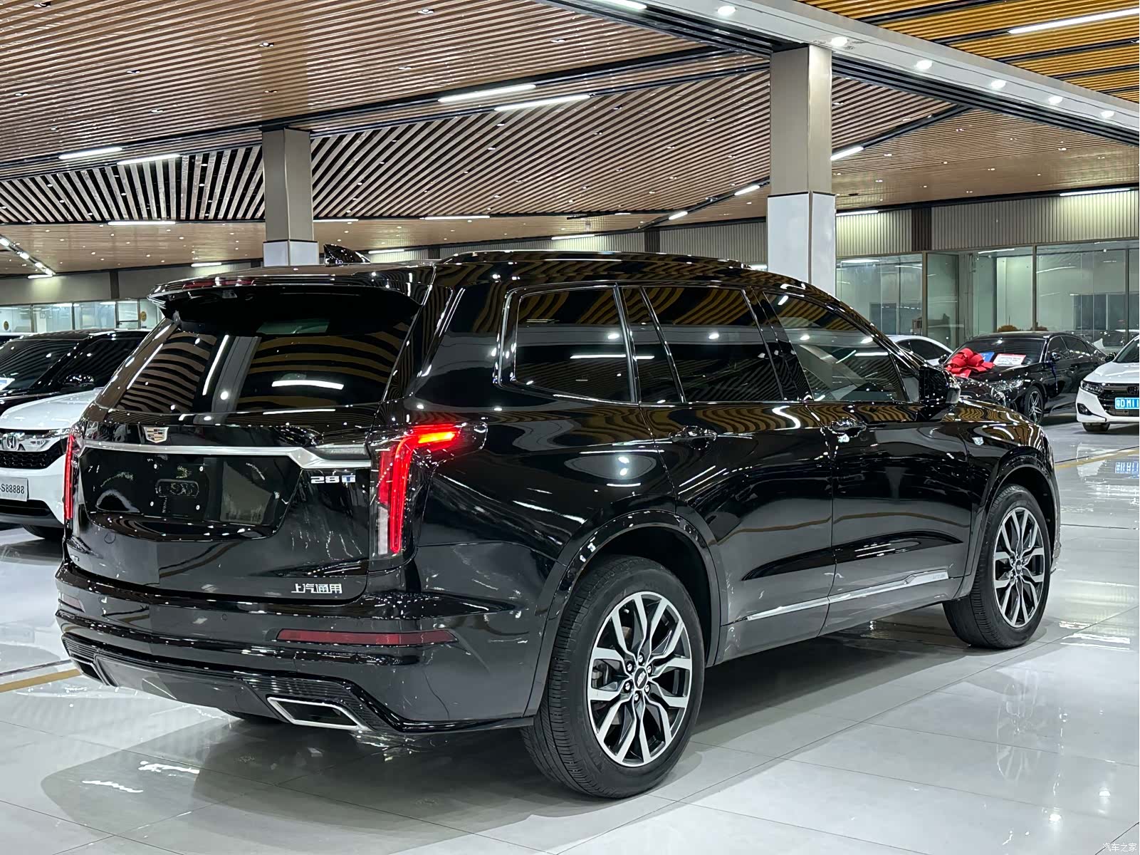 Cadillac XT6, 2021 4