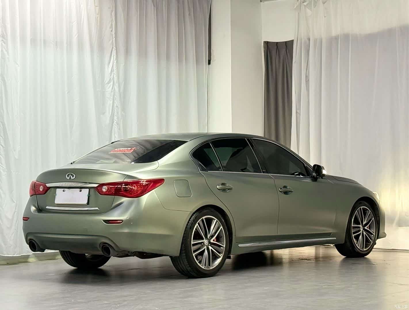 Infiniti Q50L, 2015 3