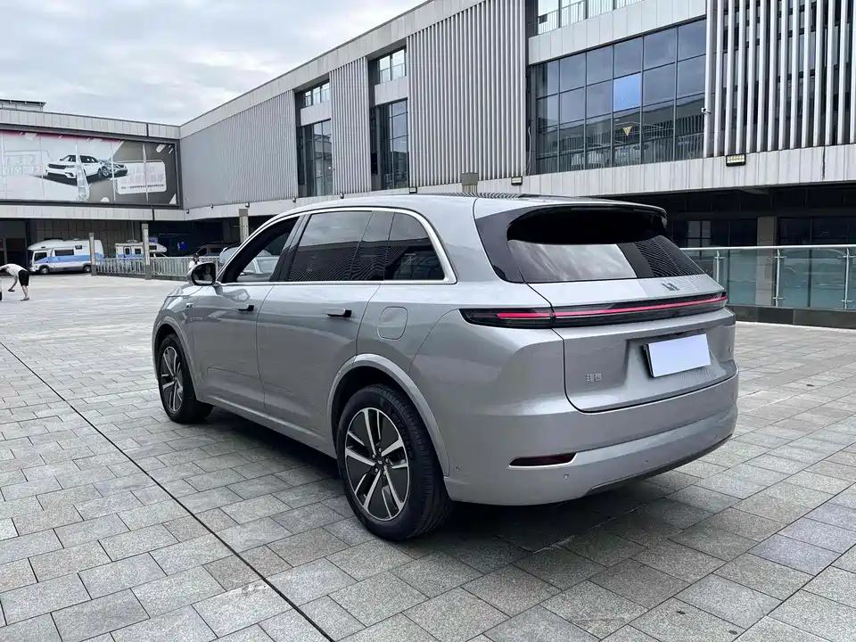 Li Auto Ideal L7