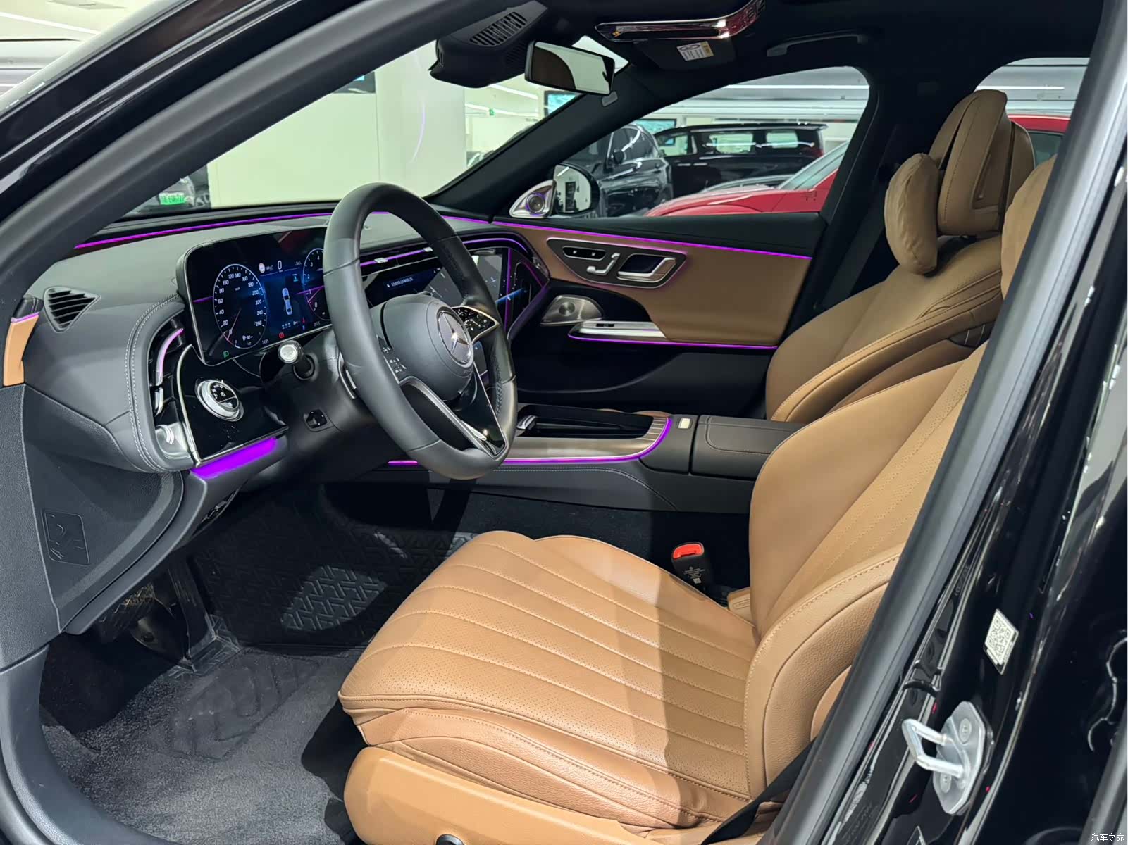 Mercedes-Benz E-Class, 2024 3