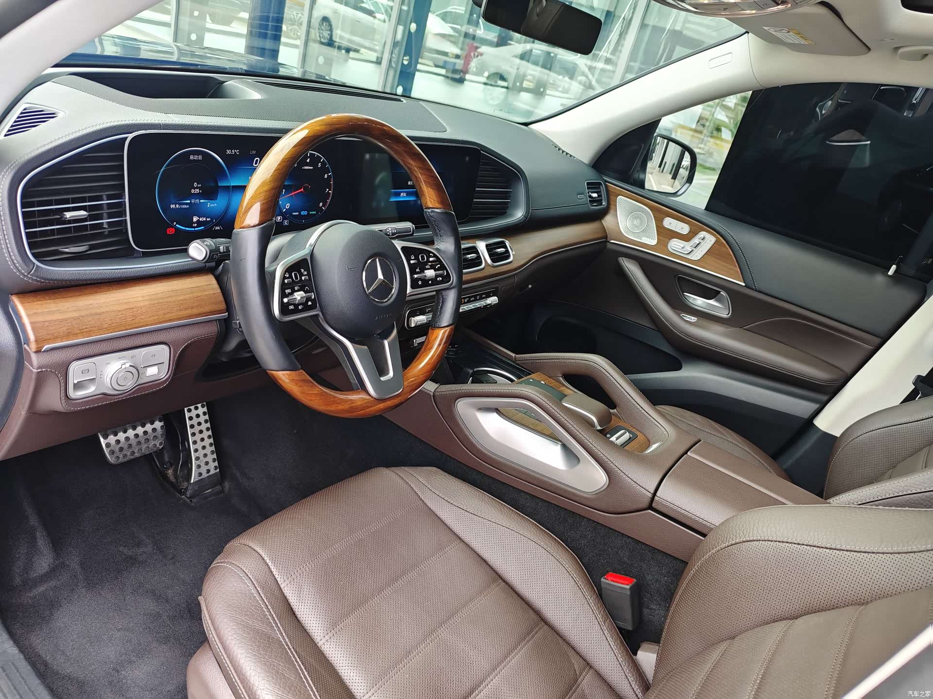 Mercedes-Benz GLS, 2023 6
