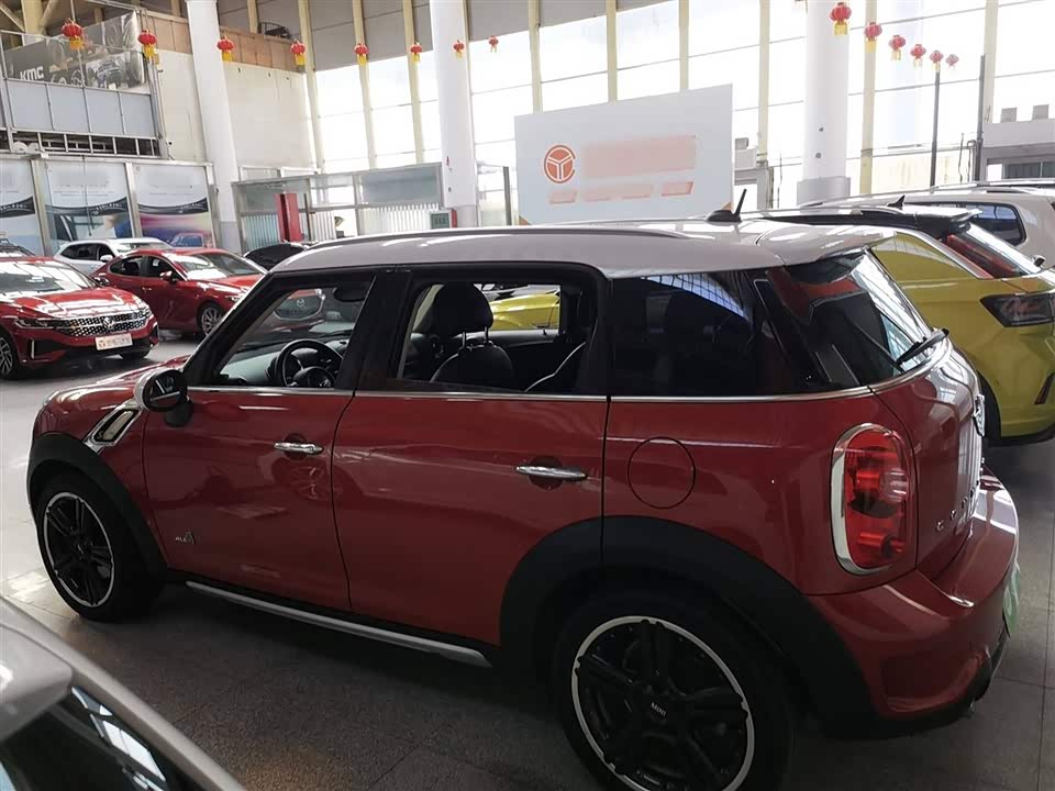 MINI COUNTRYMAN