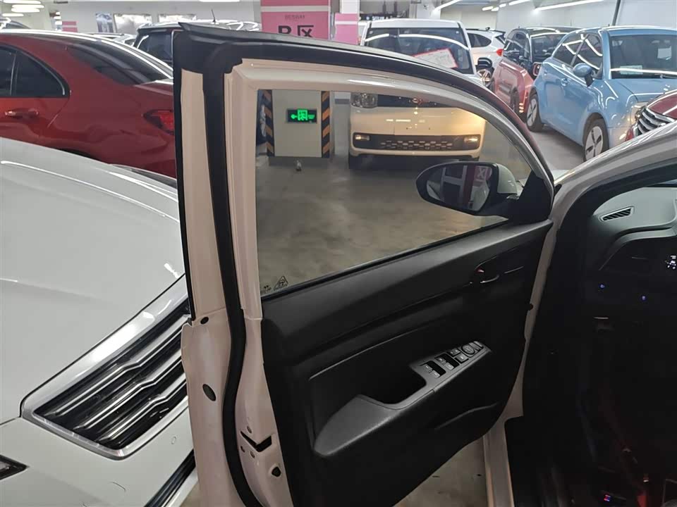 Hyundai Lead