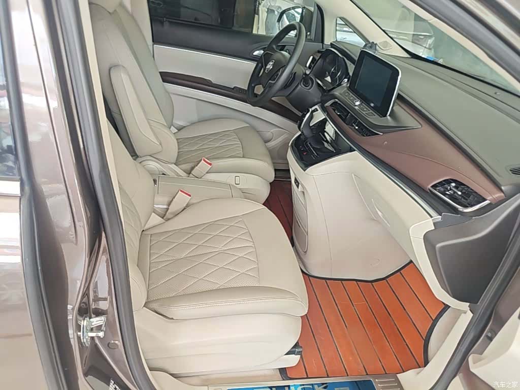 Buick GL8, 2023 20