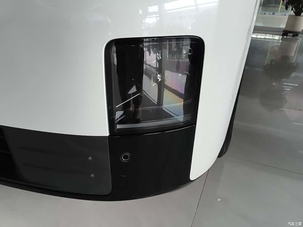 Li Auto MEGA, 2024 24