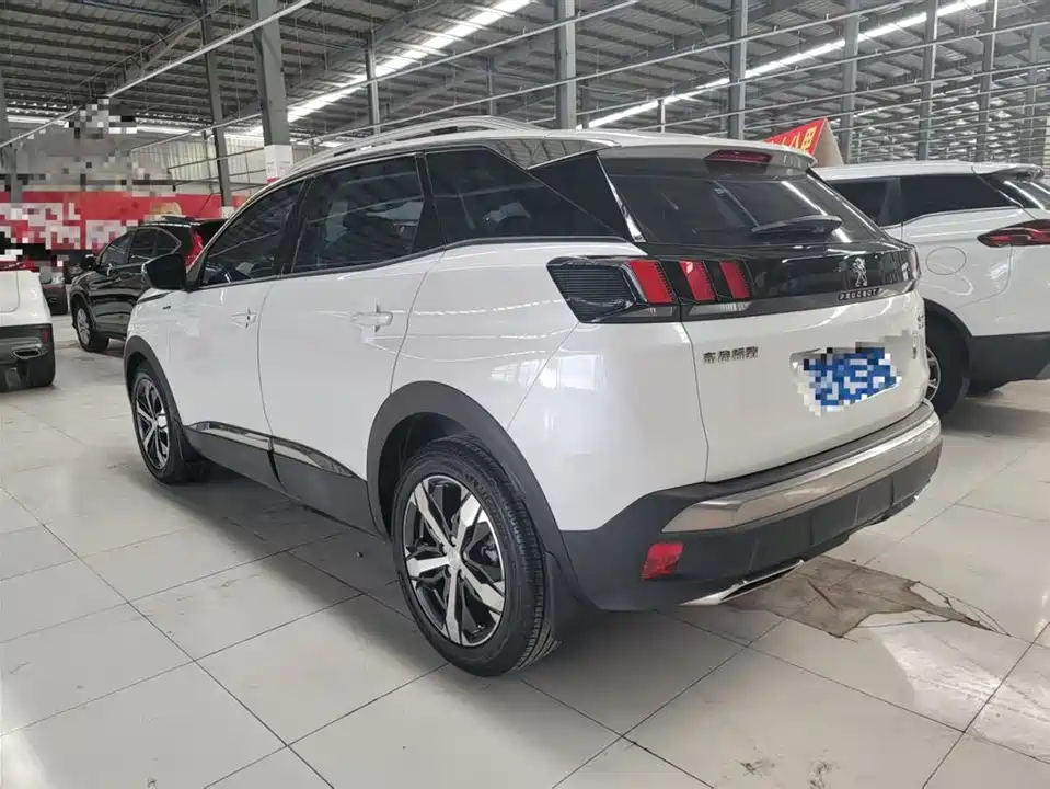 Peugeot 4008