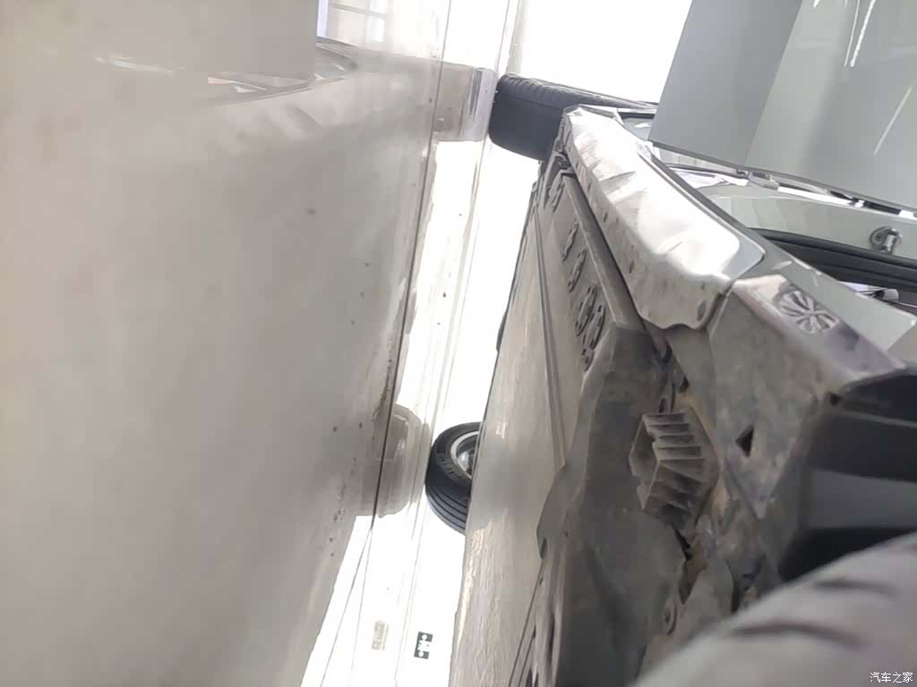 BMW iX1, 2025 21