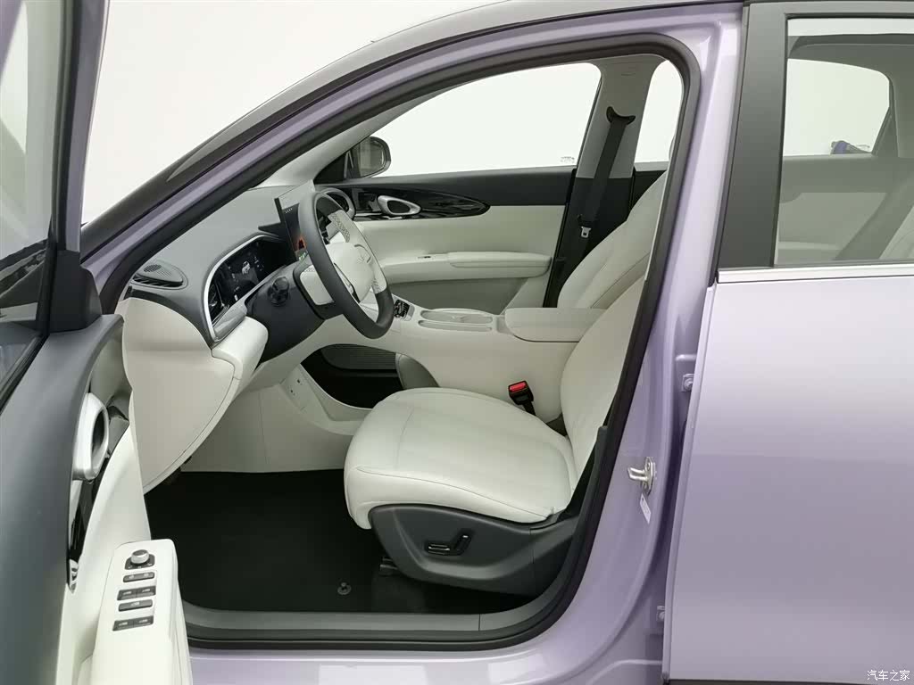 Geely Xingyuan, 2025 10