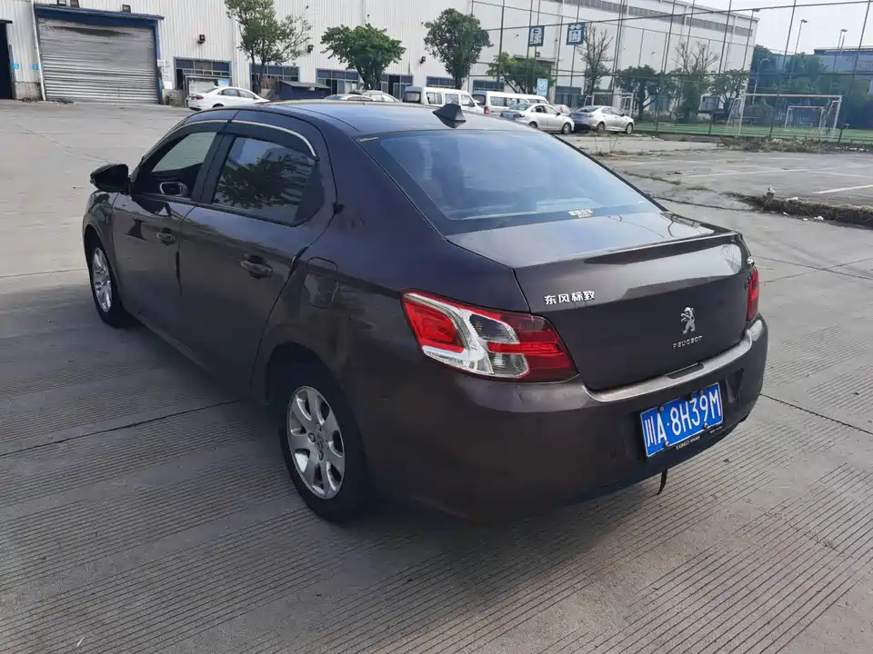 Peugeot 301
