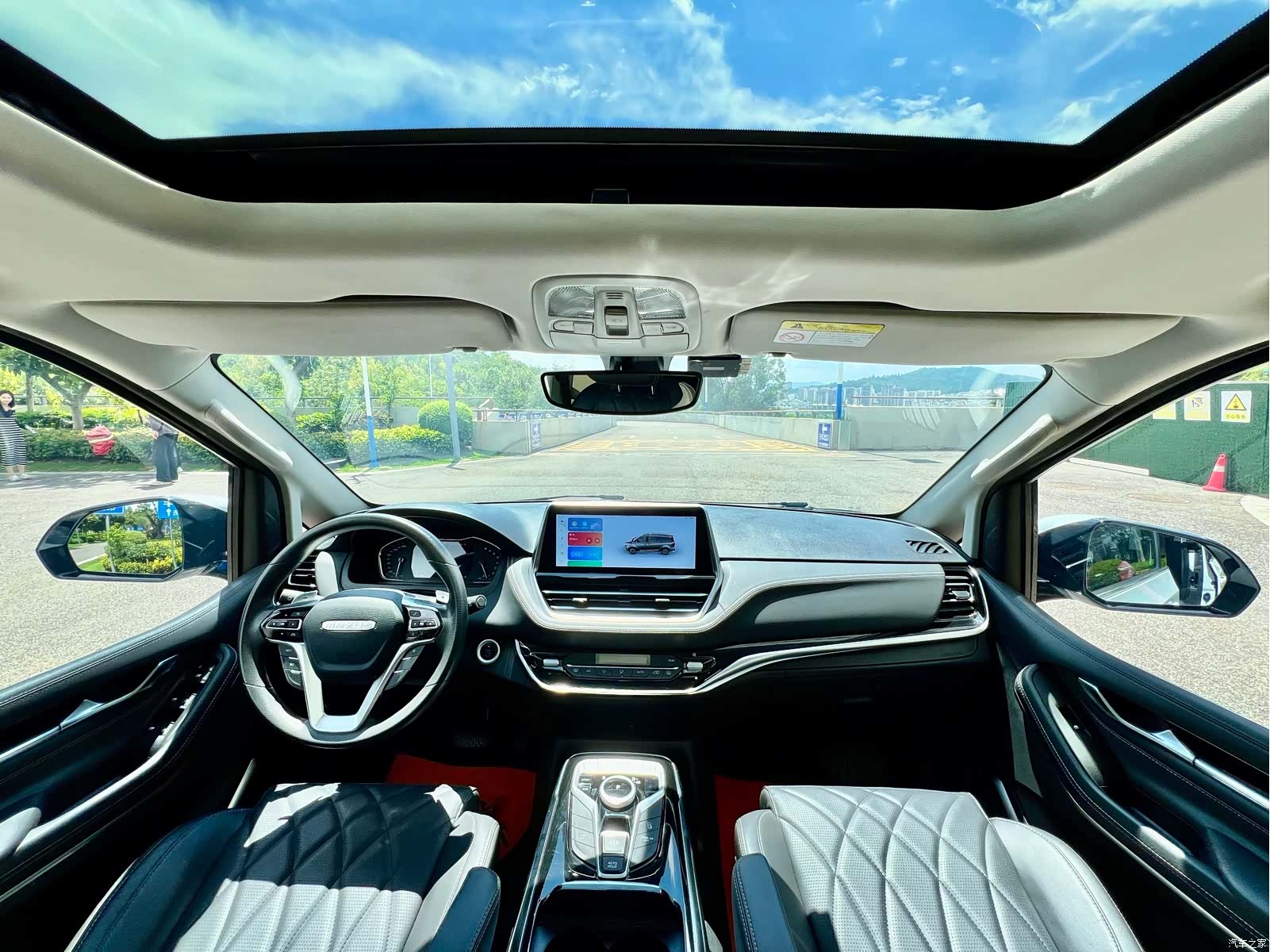 Maxus G20, 2023 12