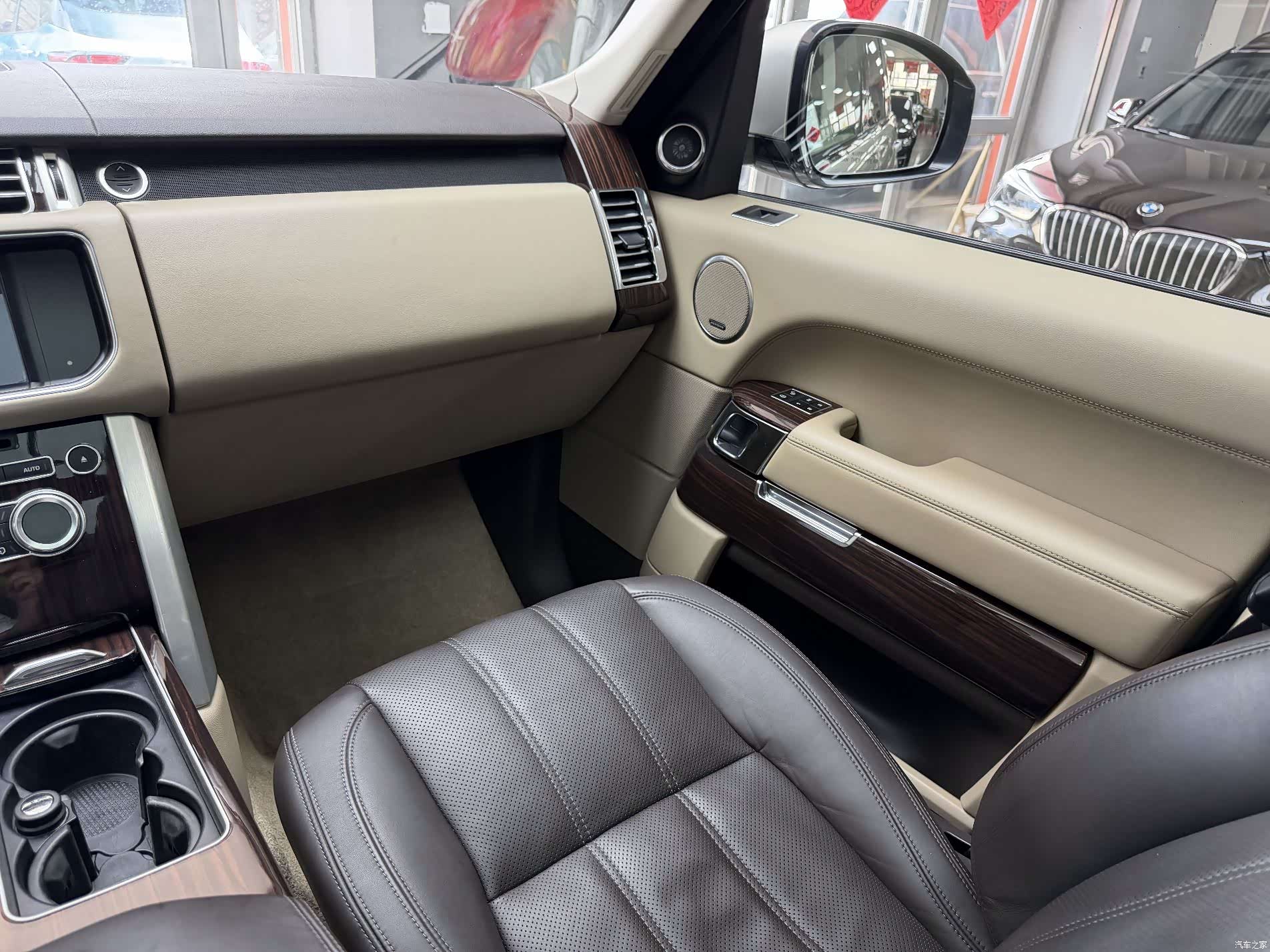 Land Rover Range Rover, 2013 24