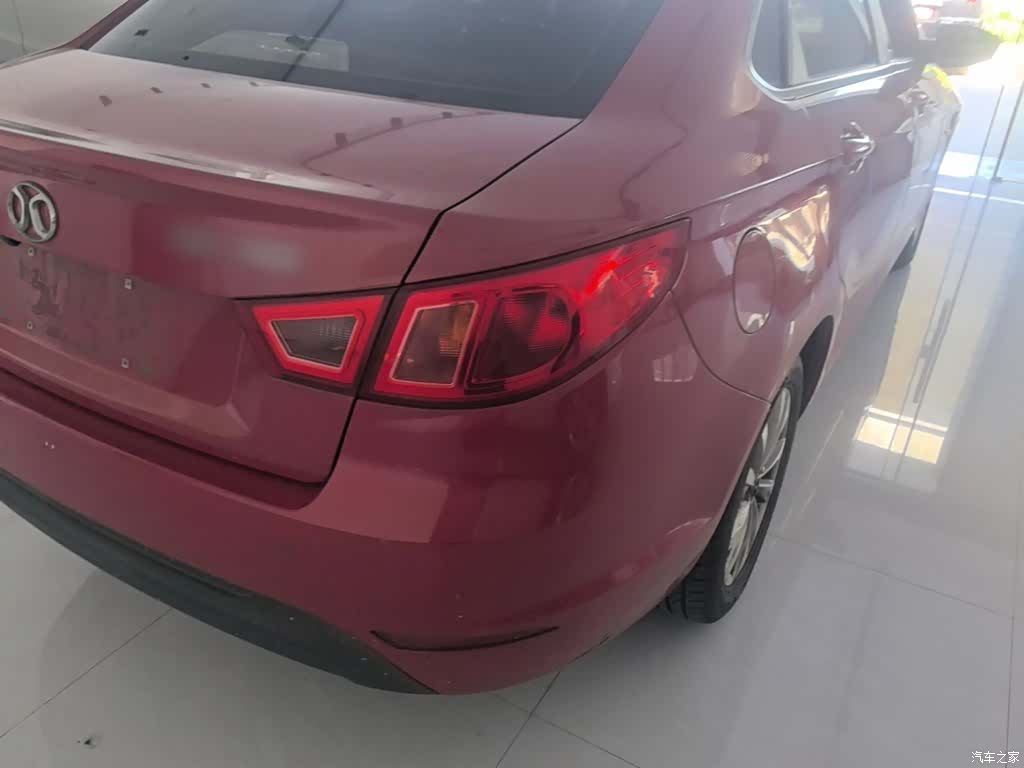 BAIC D50, 2014 8