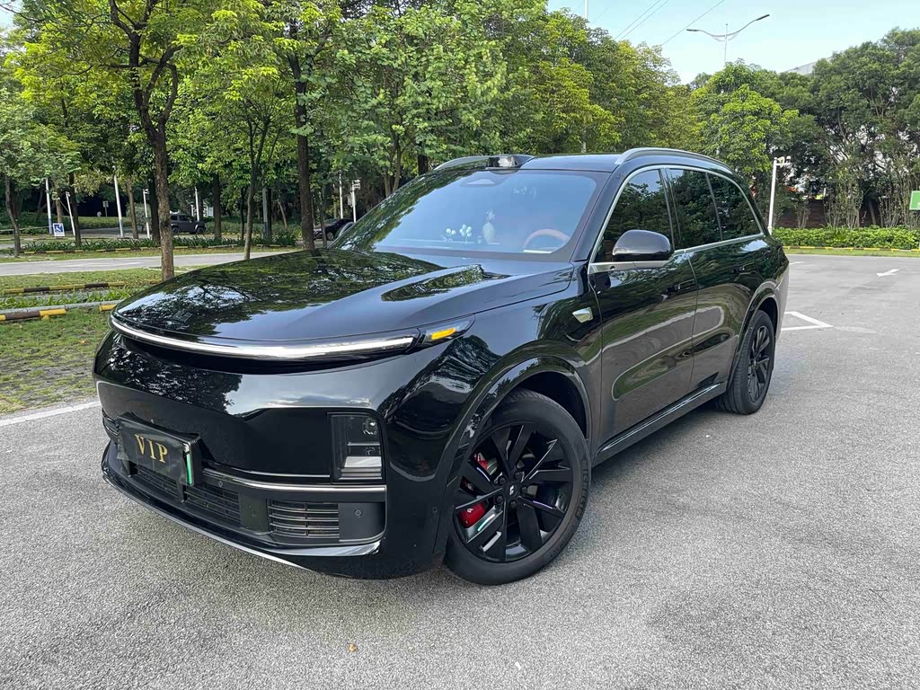 Li Auto L8