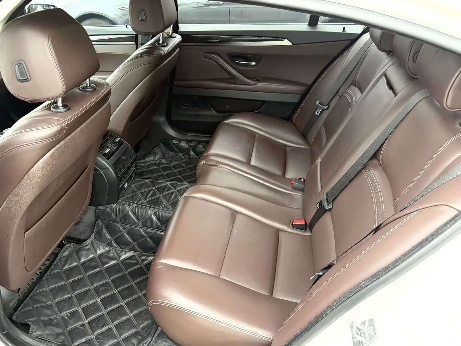 BMW 5 Series, 2015 все фото