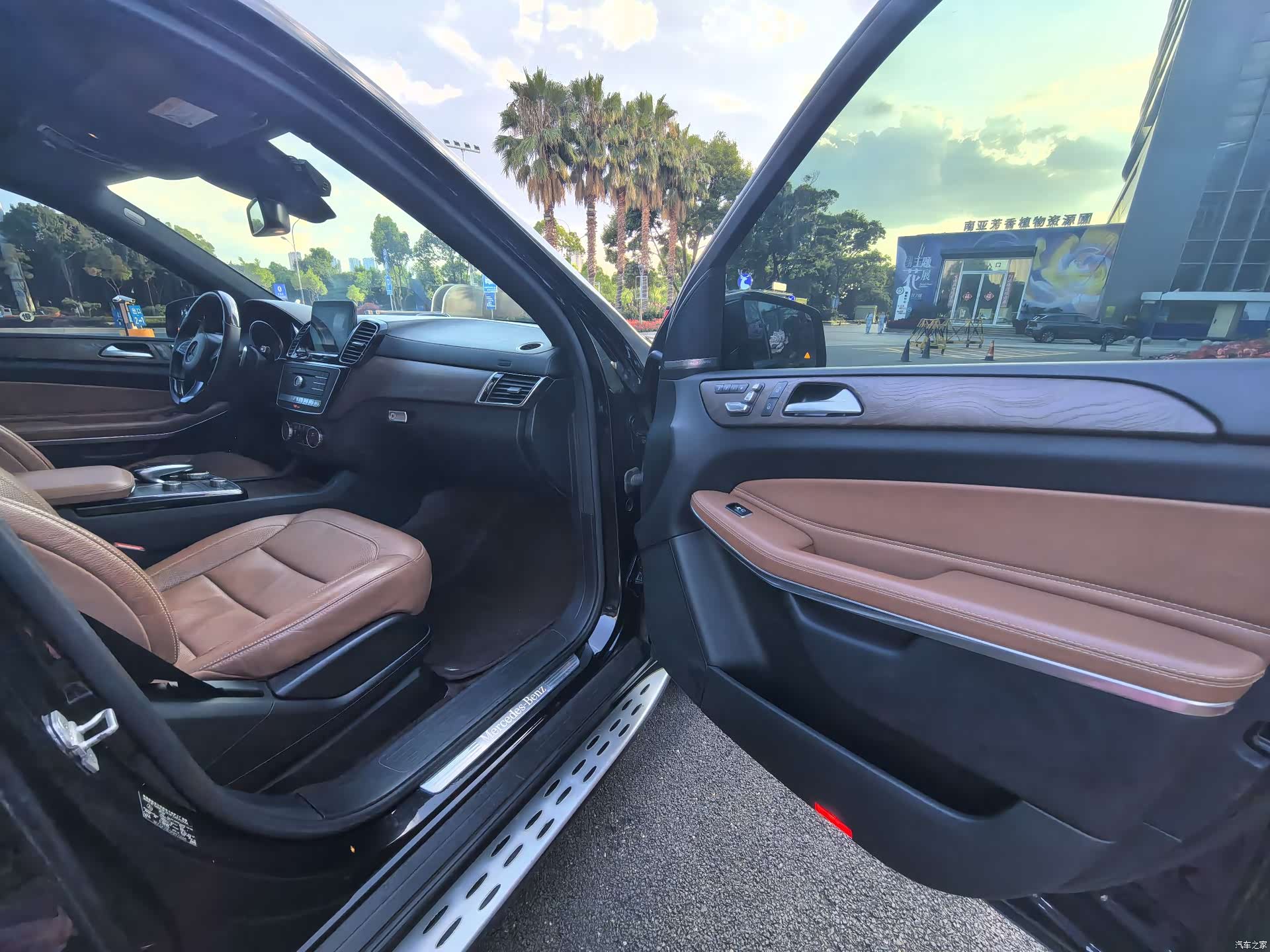 Mercedes-Benz GLS, 2017 13