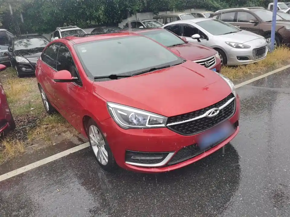 Chery Arrizo 5