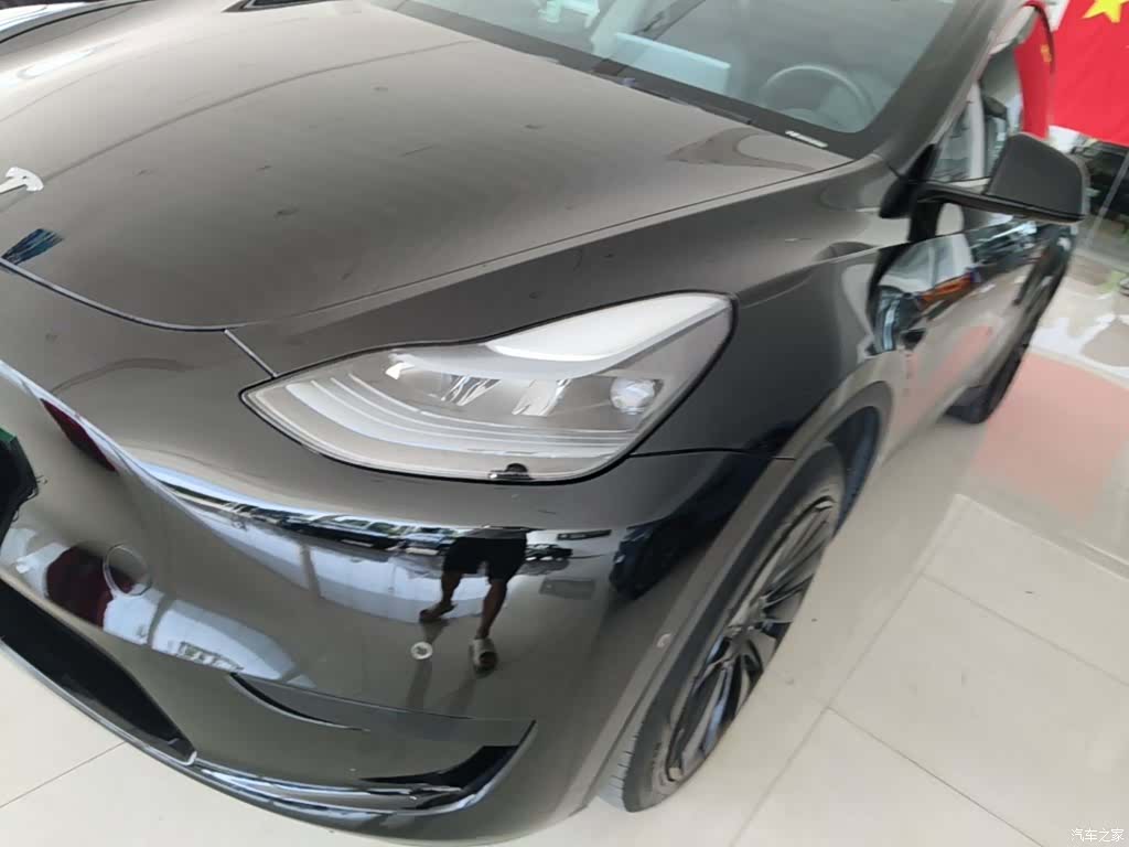 Tesla Model Y, 2024 24