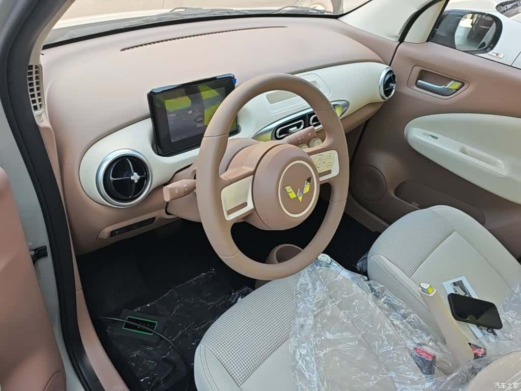 Wuling MINIEV, 2026 10