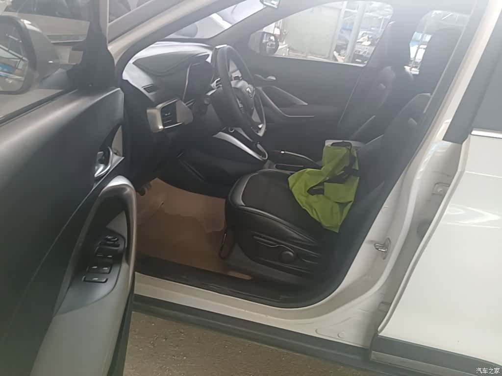 Wuling 510, 2017 16