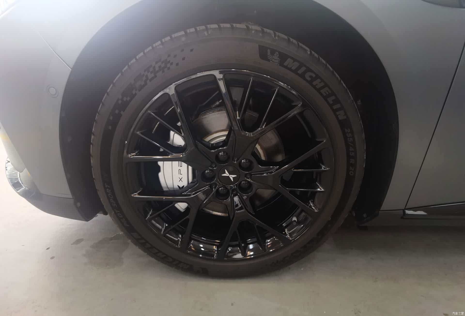Xpeng P7, 2025 8