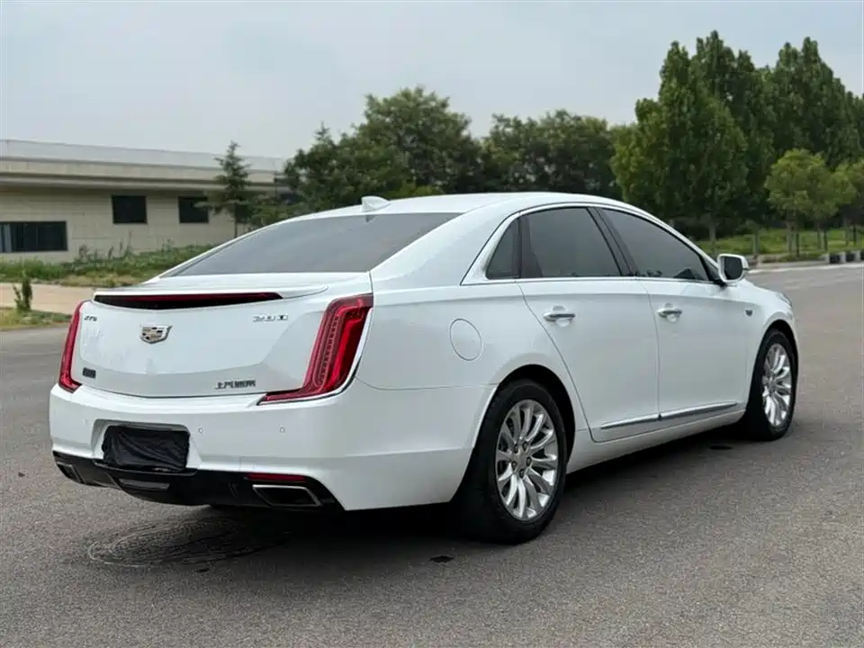 Cadillac XTS