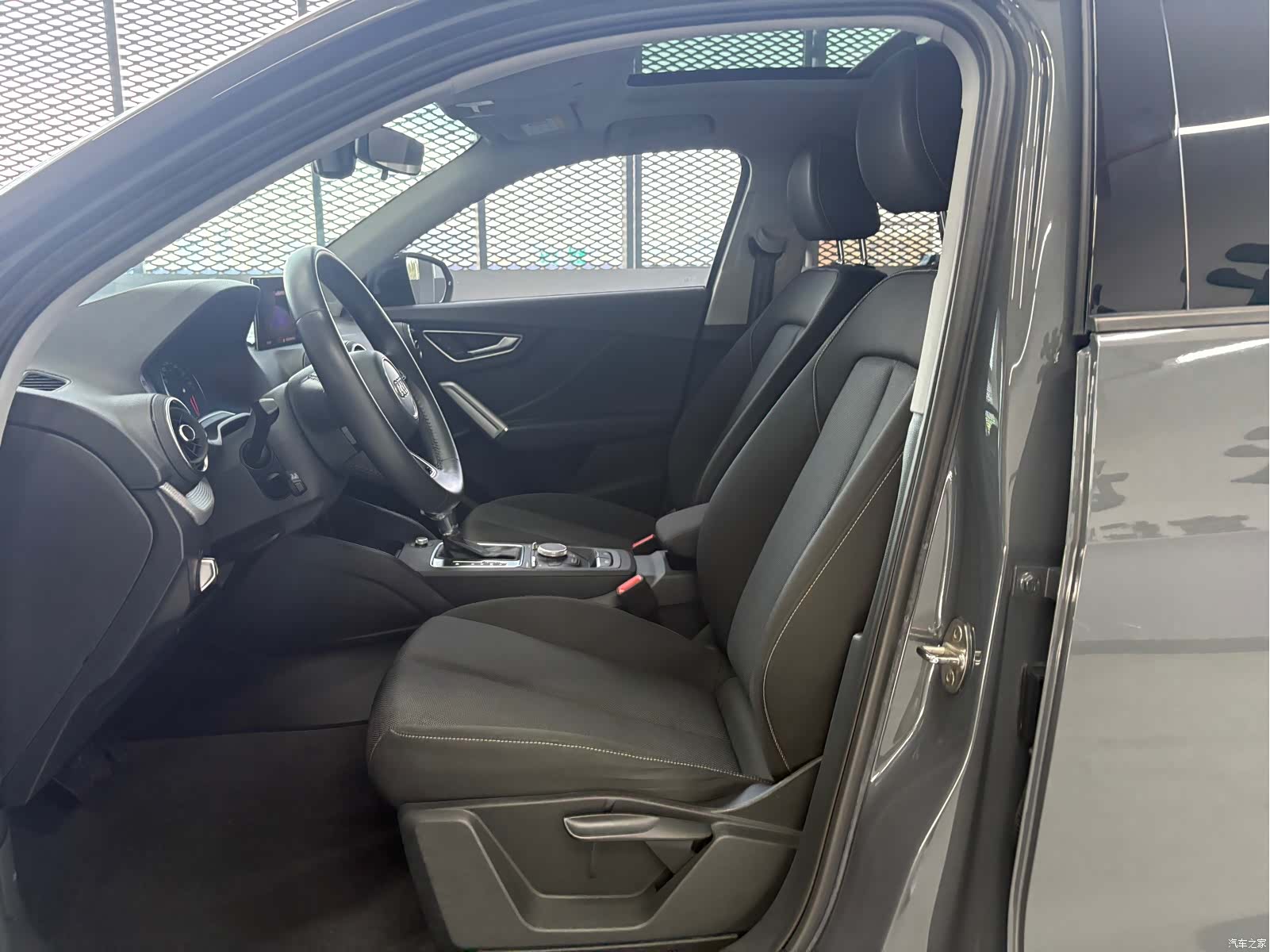 Audi Q2L, 2020 7