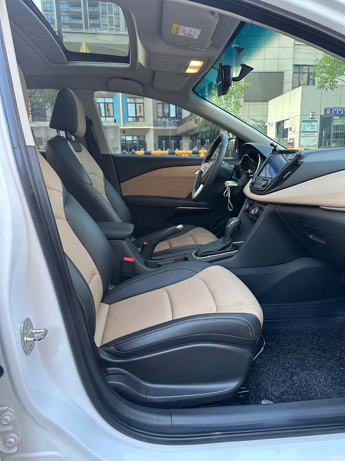 Chevrolet 320, 2022 11