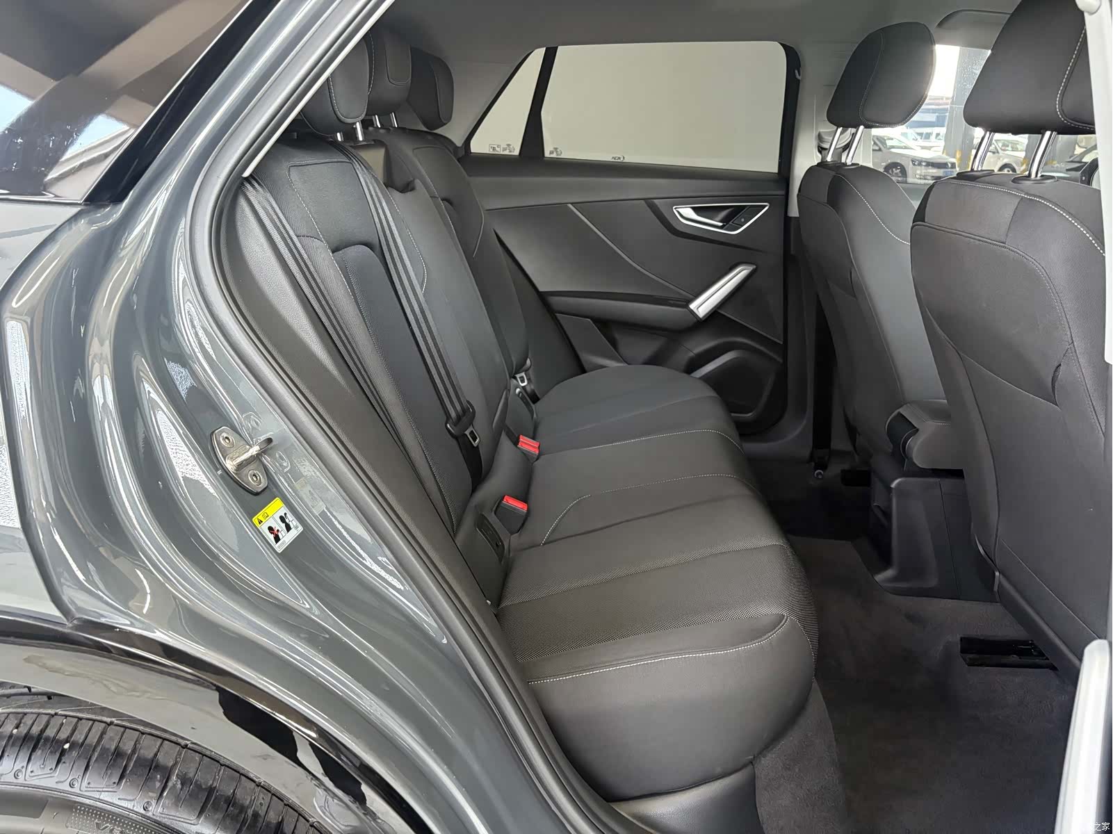Audi Q2L, 2020 10