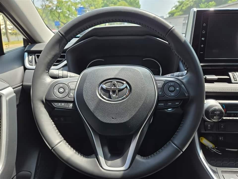 Toyota RAV4 Rongfang