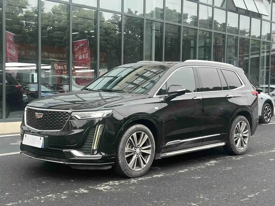 Cadillac XT6