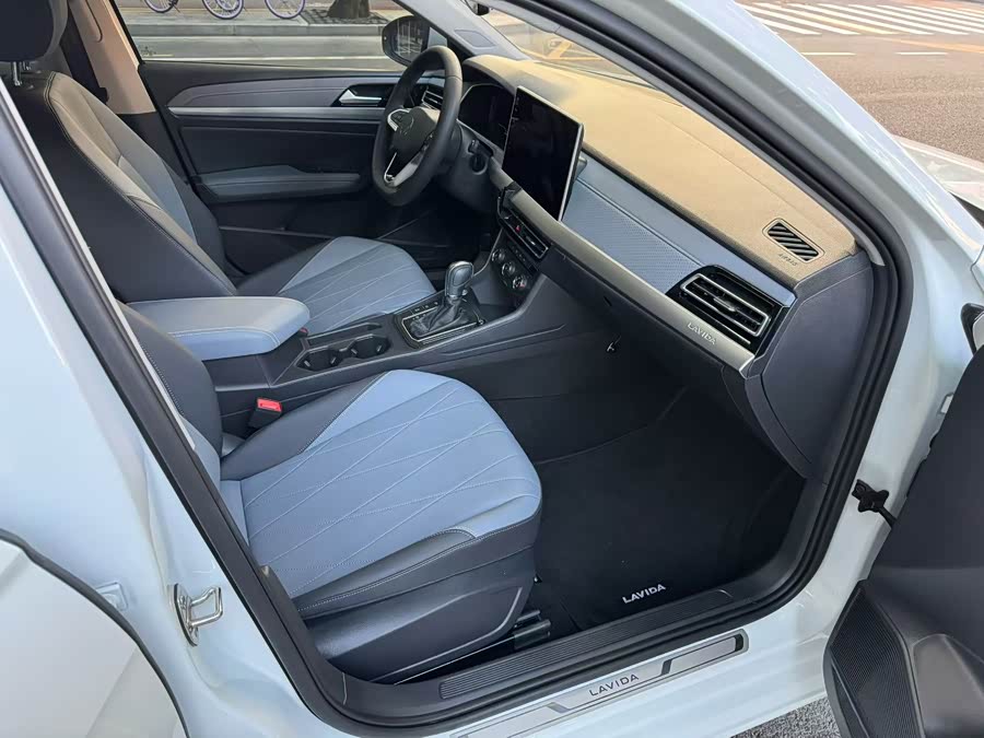 Volkswagen Lavida 2024, фото 7