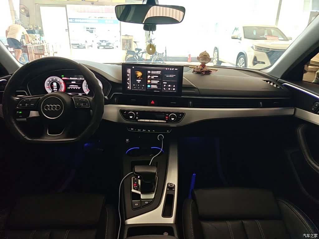 Audi A4L, 2022 10