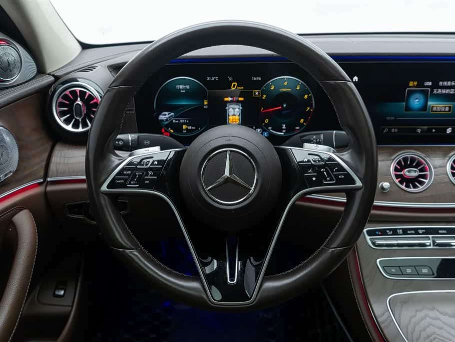 Mercedes-Benz E-class Mercedes-Benz E-class