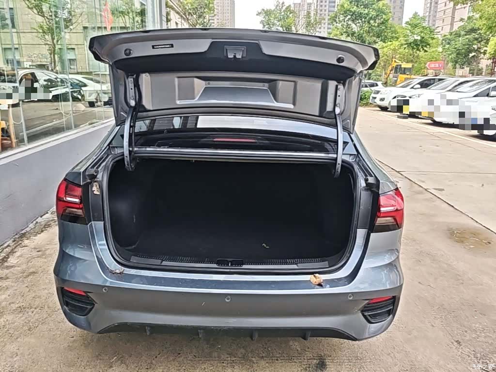 Roewe i5, 2023 19