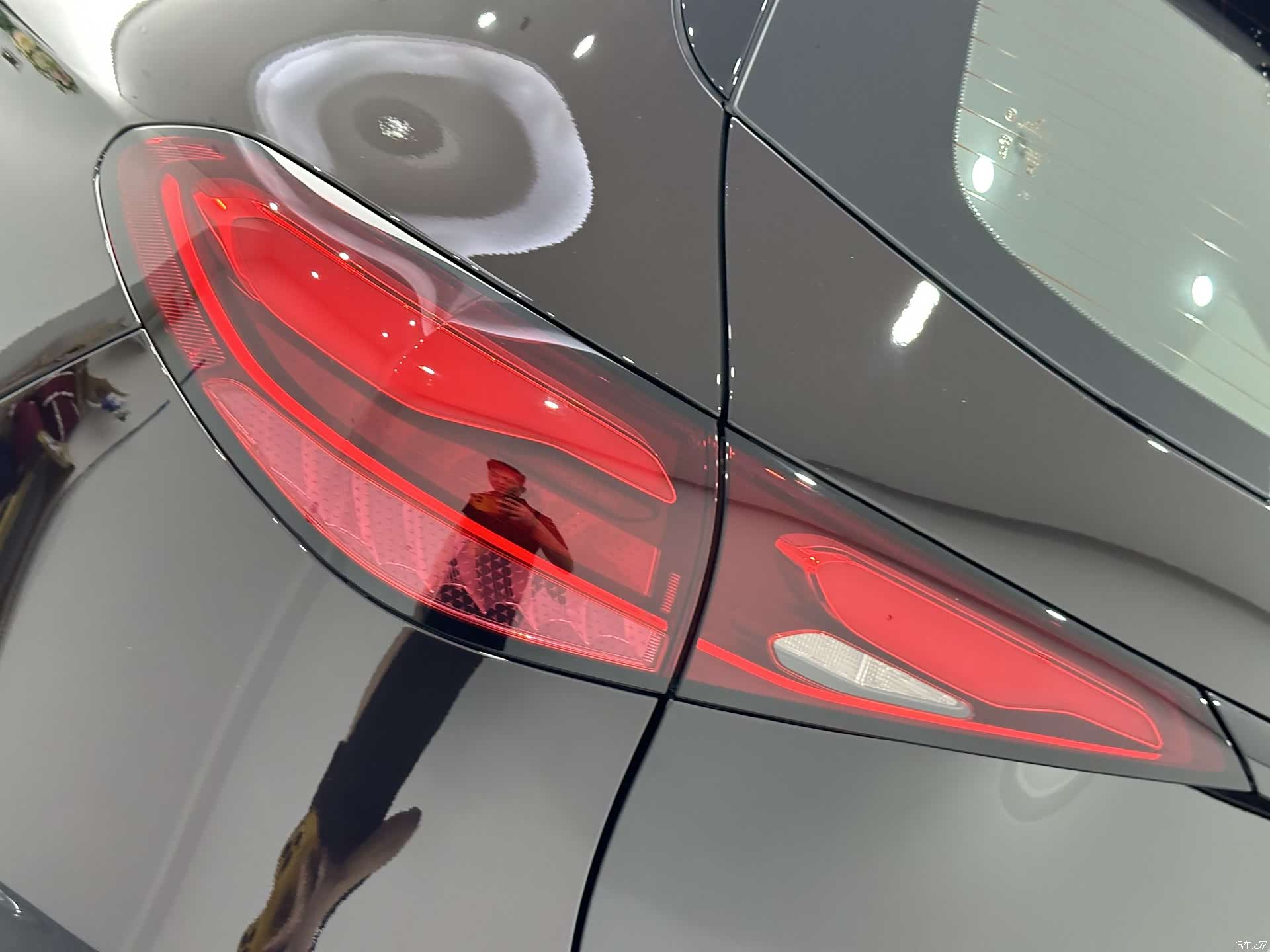Mercedes-Benz GLC, 2024 21