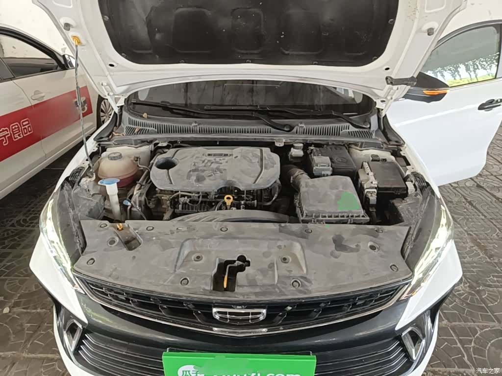 Geely Binray, 2022 20