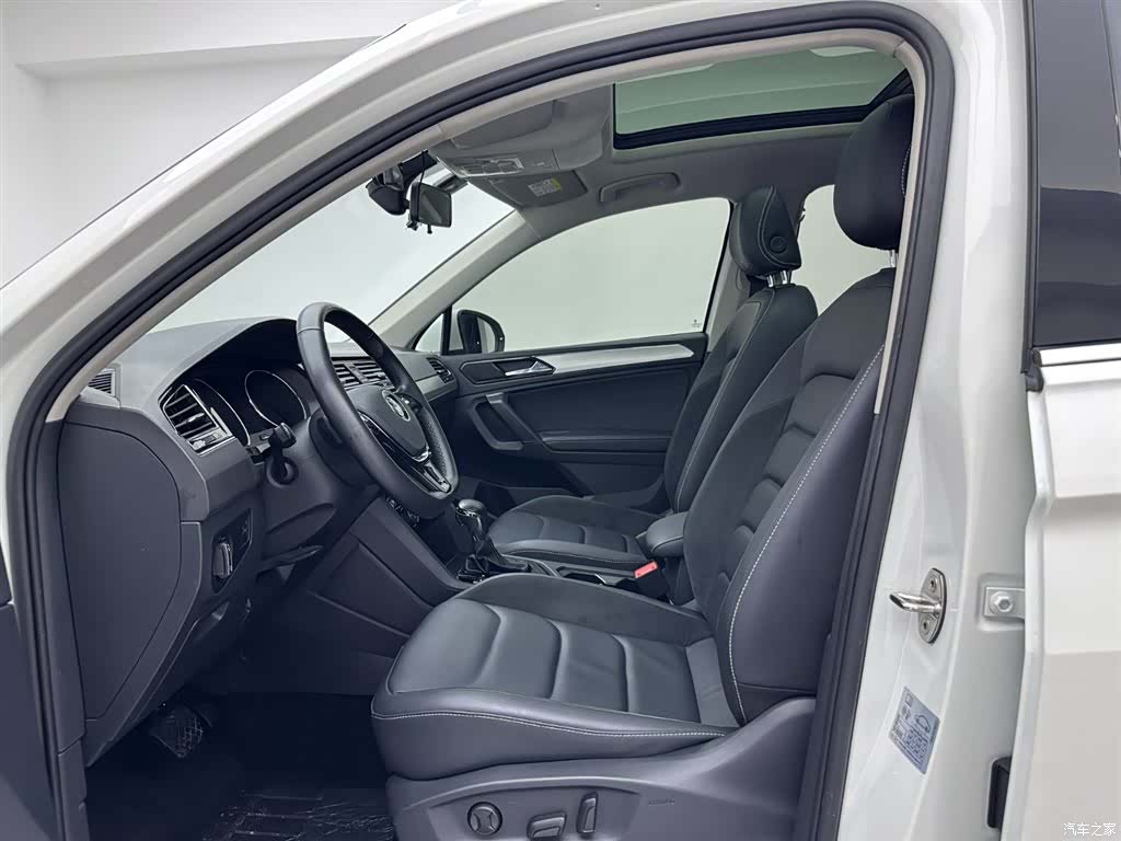 Volkswagen Tiguan L, 2020 17