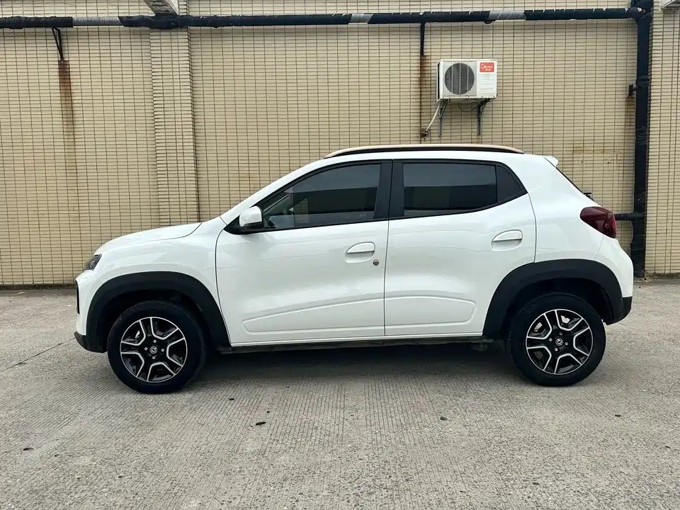 Dongfeng Nammi Nano BOX