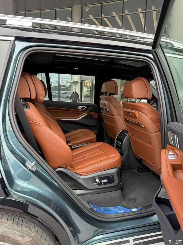 BMW X7, 2025 6