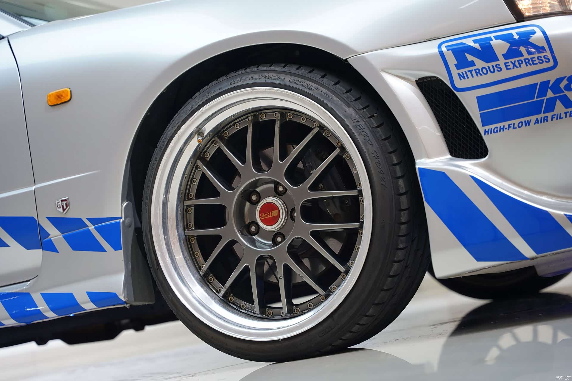 Nissan R34, 2000 10