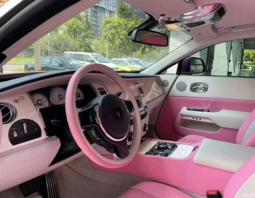 Rolls-Royce Wraith, 2020 9